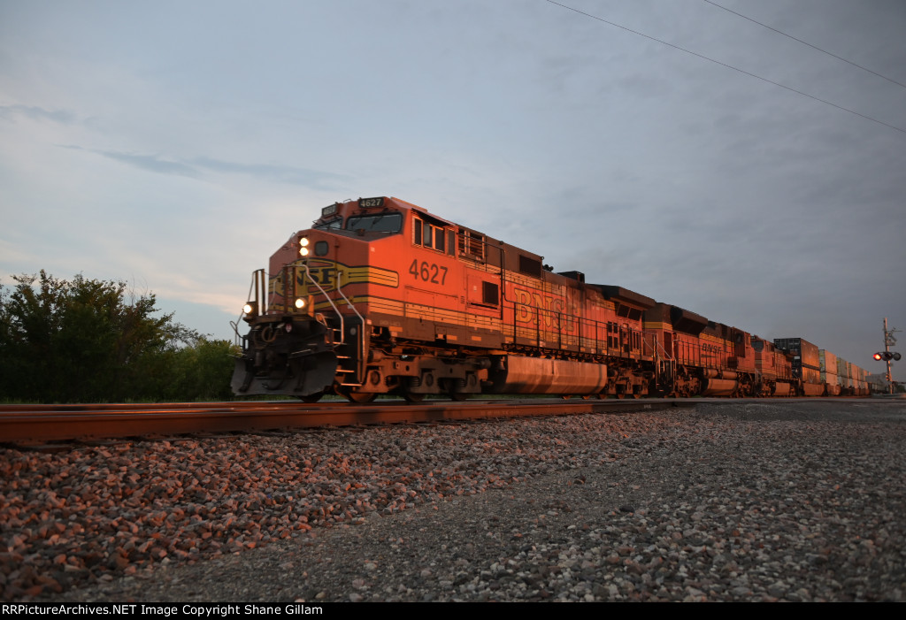 BNSF 4627